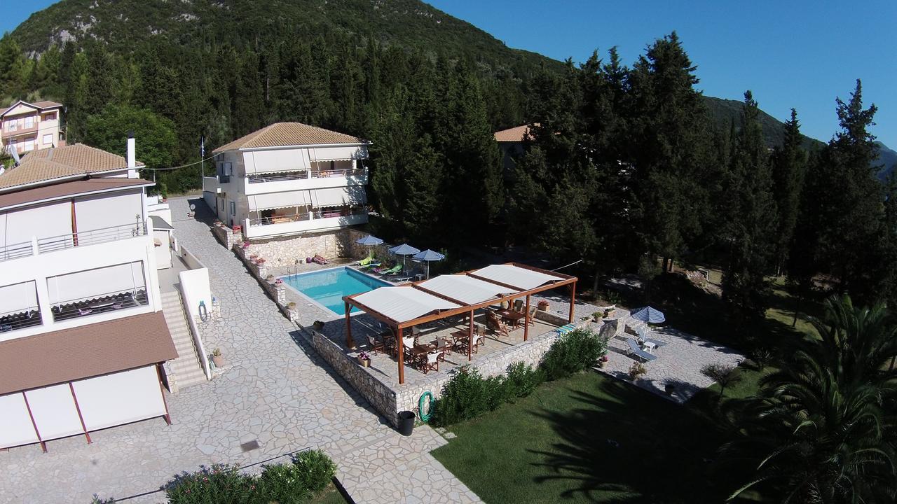 Geni Garden Apartments מראה חיצוני תמונה