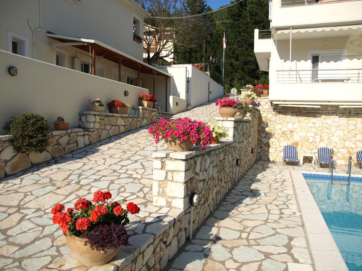 Geni Garden Apartments מראה חיצוני תמונה