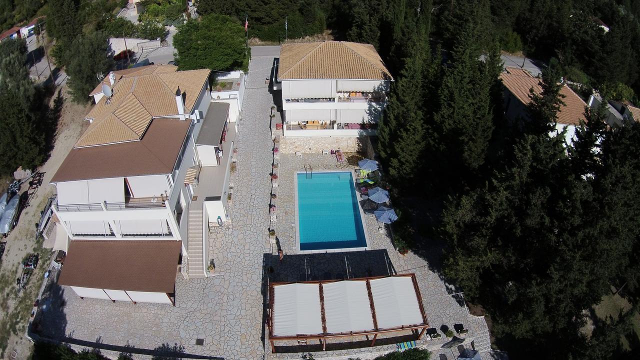 Geni Garden Apartments מראה חיצוני תמונה